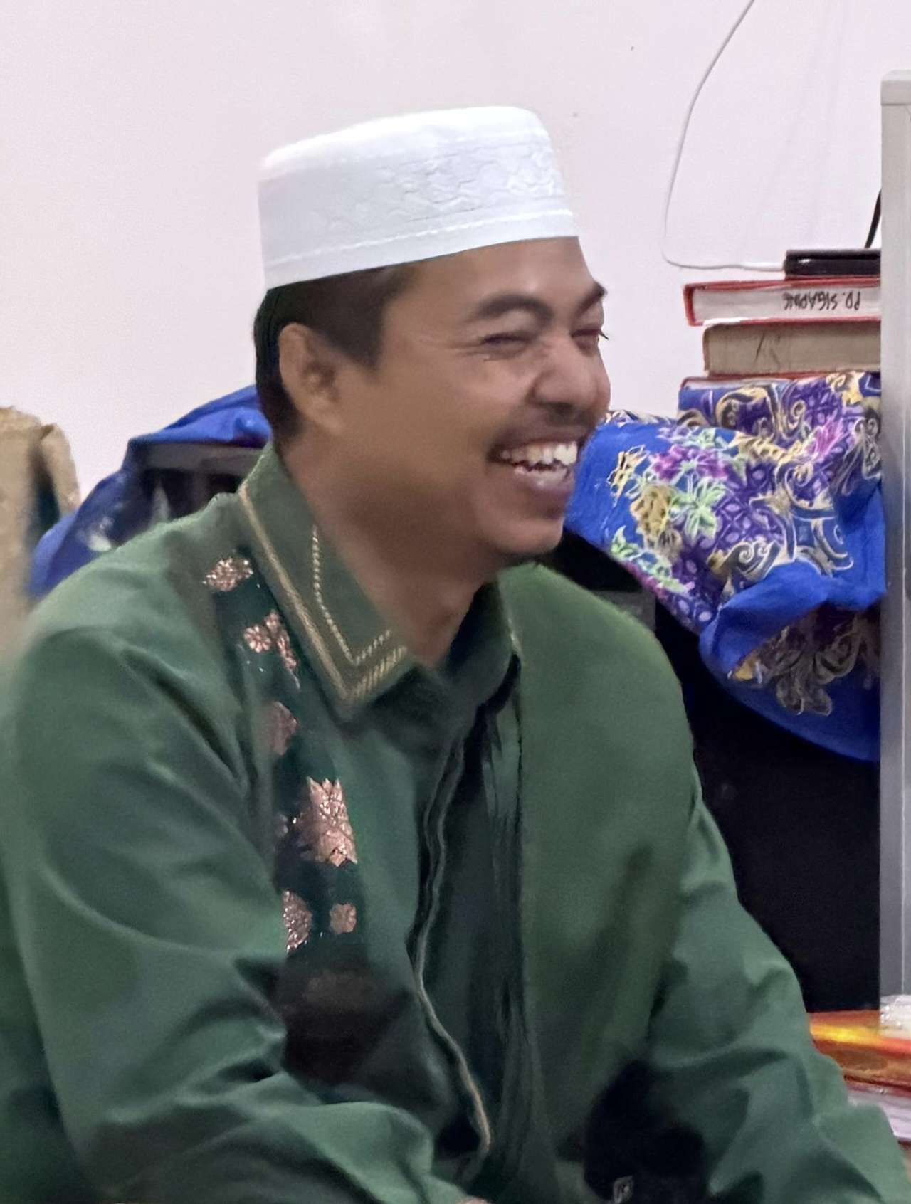 MEMILIH MASUK PESANTREN
